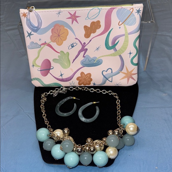 paparazzi Jewelry - Paparazzi Gold and Aqua Beaded Necklace Set with cosmetic bag
